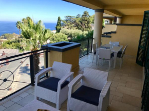 Гостиница Taormina apartment near downtown, Таормина